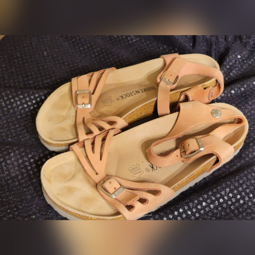 Birkenstock Women's Cream Sandals